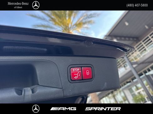Used 2021 Mercedes-Benz GLC 300 image 7