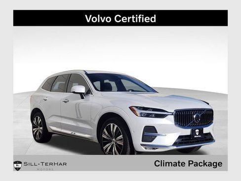 Certified 2023 Volvo XC60 B5 Plus w/ Climate Package image 1