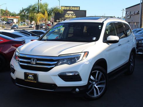 Used 2018 Honda Pilot Touring image 47