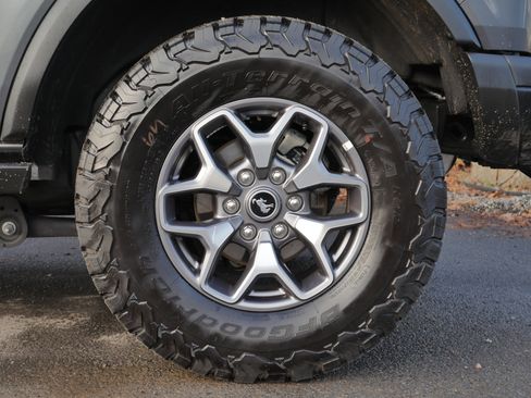 Certified 2025 Ford Bronco Badlands image 21