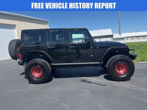 Used 2016 Jeep Wrangler Unlimited Rubicon AWD/4WD image 3