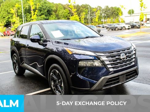 Used 2025 Nissan Rogue SV FWD image 4