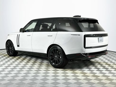 Certified 2025 Land Rover Range Rover Long Wheelbase SE AWD/4WD image 7