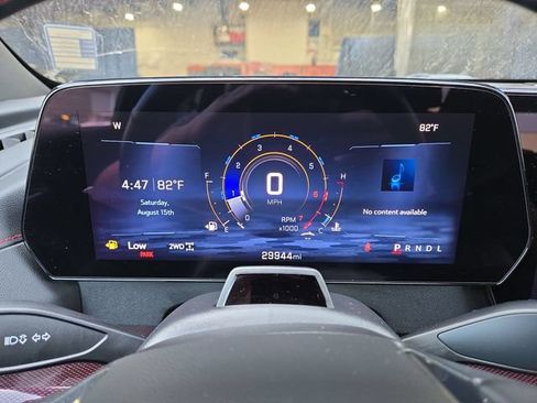 Used 2024 Chevrolet Traverse RS AWD/4WD image 16