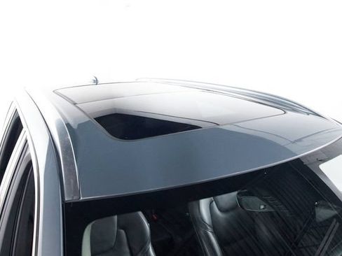 Used 2023 Volvo XC90 B6 Ultimate w/ Lounge Package AWD/4WD image 4