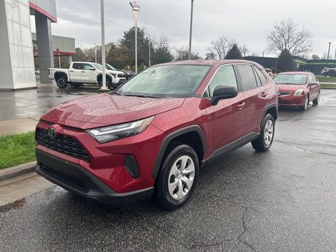Used 2023 Toyota RAV4 LE image 8