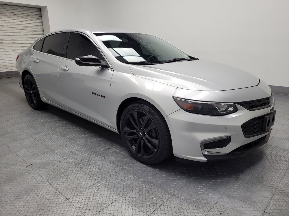 Used 2018 Chevrolet Malibu LT w/ Driver Confidence Package FWD image 11