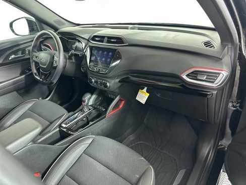 Used 2023 Chevrolet TrailBlazer RS w/ Convenience Package image 13
