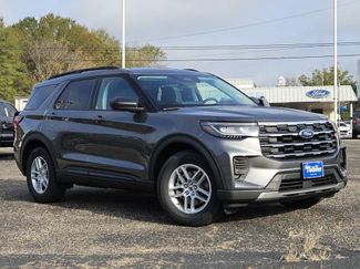New 2026 Ford Explorer Active video 2