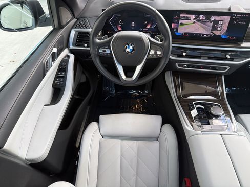 Used 2024 BMW X5 sDrive40i w/ Premium Package RWD image 31
