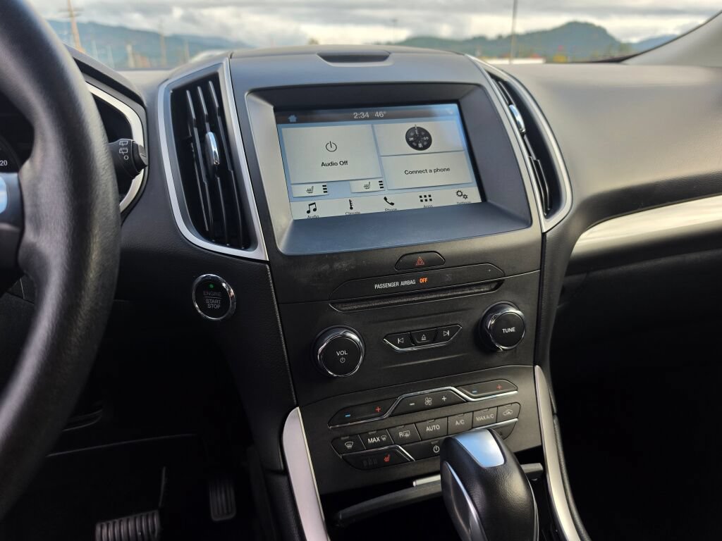 Used 2018 Ford Edge SEL w/ Equipment Group 201A AWD/4WD image 20
