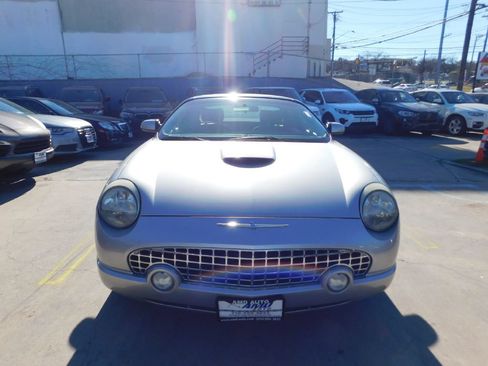 Used 2004 Ford Thunderbird RWD image 2
