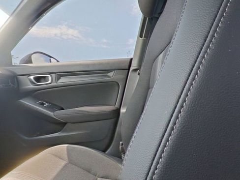 Used 2024 Honda Civic Sport image 29