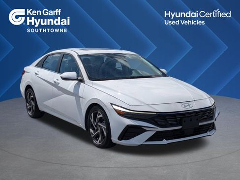 Certified 2025 Hyundai Elantra SEL image 1