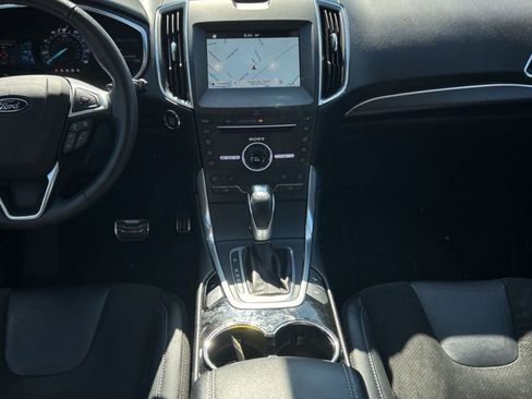Used 2016 Ford Edge Sport w/ Equipment Group 401A AWD/4WD image 4