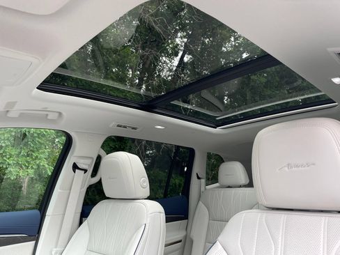 New 2026 Buick Enclave Avenir w/ Super Cruise Package FWD image 41