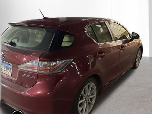 Used 2013 Lexus CT 200h image 4