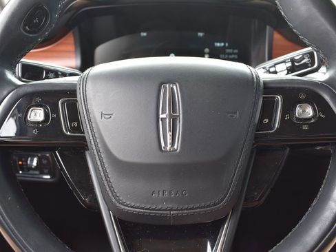 Used 2020 Lincoln Aviator Reserve w/ Elements Package Plus image 13