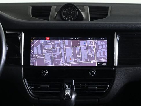 Certified 2023 Porsche Macan S image 15