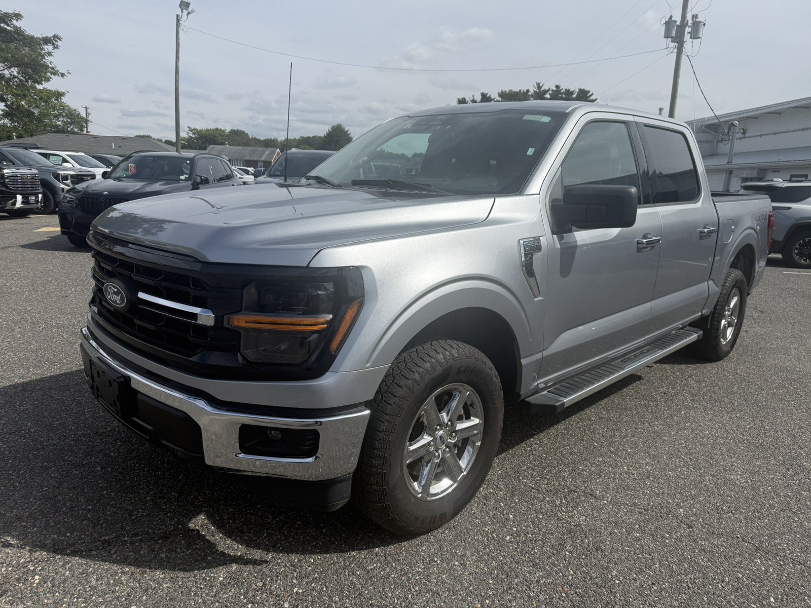 Used 2025 Ford F150 XLT w/ Equipment Group 301A Standard AWD/4WD image 7