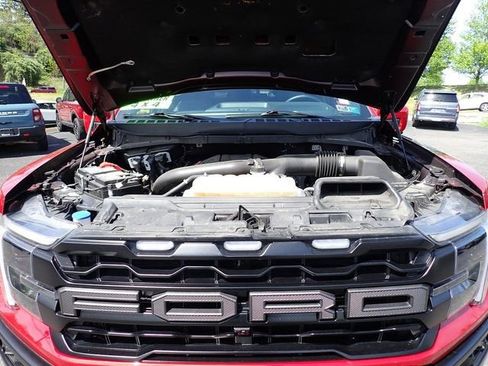 Certified 2025 Ford F150 Raptor AWD/4WD image 17