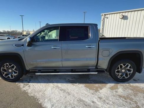 New 2026 GMC Sierra 1500 SLT w/ SLT Premium Plus Package image 39