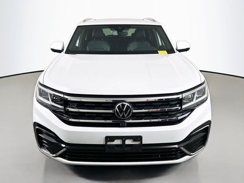 Used 2023 Volkswagen Atlas Cross Sport SEL Premium R-Line AWD/4WD image 2