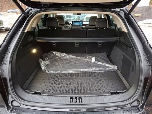 Certified 2023 Lincoln Nautilus Reserve w/ Equipment Group 201A image 27