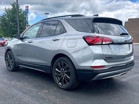 Used 2023 Chevrolet Equinox RS w/ LPO, Floor Liner Package FWD image 4