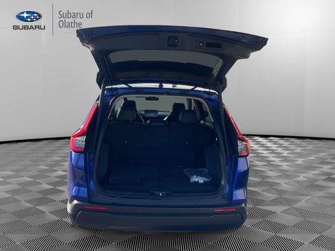 Used 2023 Honda CR-V EX-L image 6