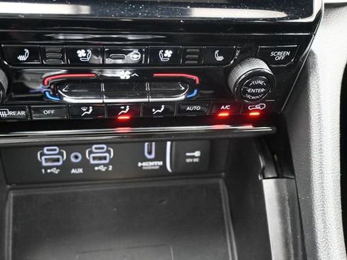 Used 2022 Jeep Grand Cherokee Limited 4xe w/ Luxury Tech Group II AWD/4WD image 28