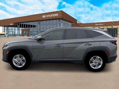 New 2026 Hyundai Tucson SE FWD image 3