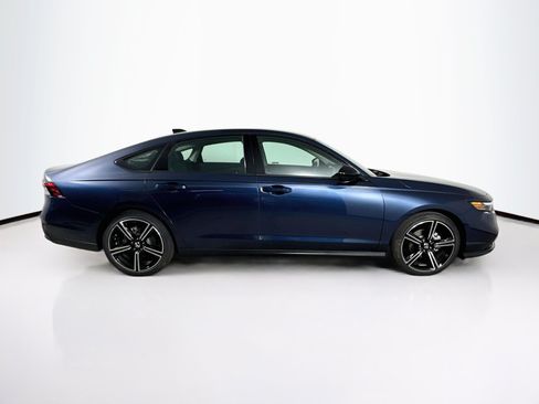 Certified 2026 Honda Accord SE image 2