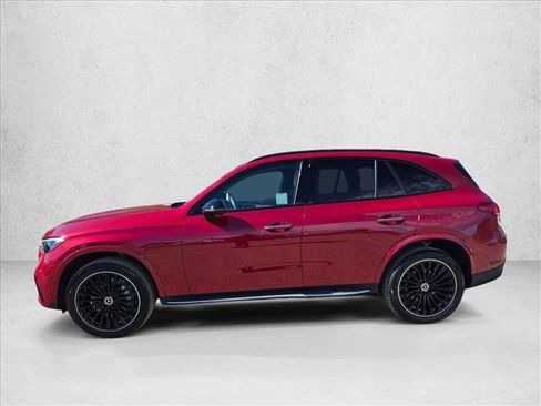 Certified 2024 Mercedes-Benz GLC 300 image 9