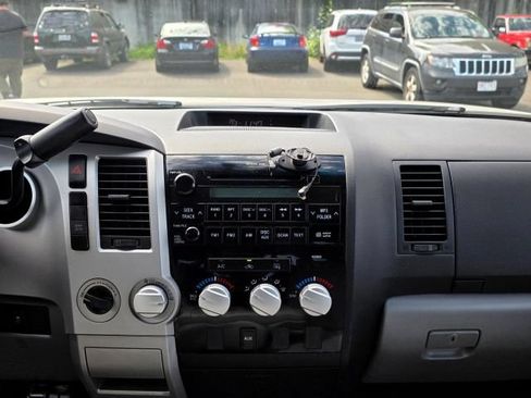 Used 2008 Toyota Tundra 4x4 Double Cab w/ Tow Pkg image 20