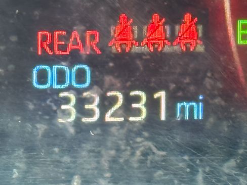 Used 2023 Toyota RAV4 XLE AWD/4WD image 14