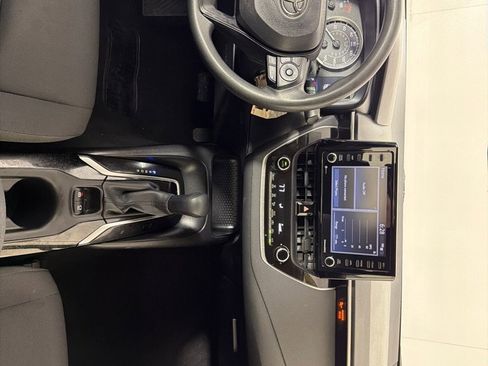 Used 2022 Toyota Corolla LE image 22