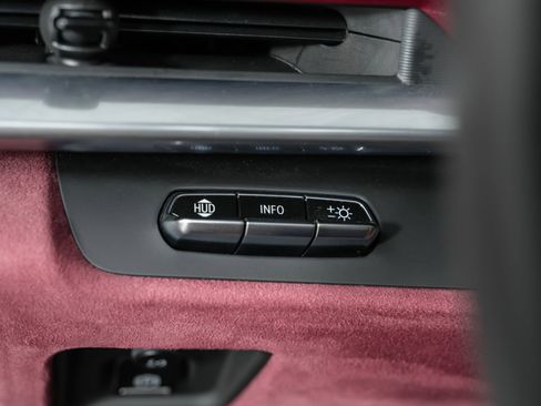 Used 2021 Chevrolet Corvette Stingray Premium Conv w/ Battery Protection Package image 76