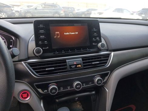 Used 2018 Honda Accord LX image 11