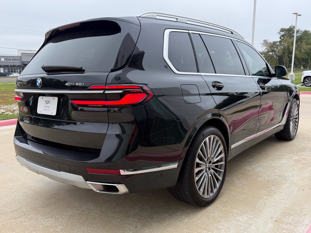 Used 2025 BMW X7 xDrive40i w/ Premium Package AWD/4WD image 6