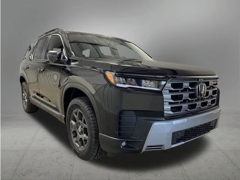 New 2026 Honda Pilot TrailSport image 9
