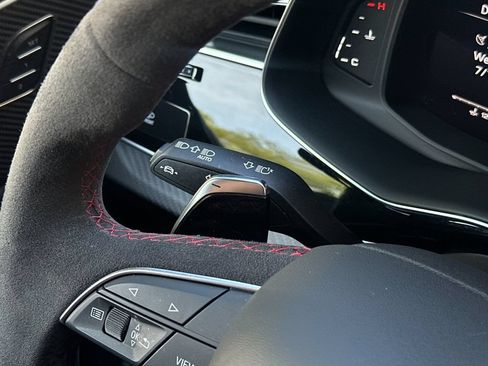 Used 2025 Audi RS Q8 performance AWD/4WD image 33