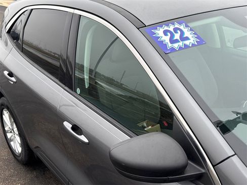 Used 2022 Ford Escape SE w/ Cold Weather Package image 14