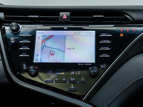 Used 2018 Toyota Camry XSE w/ Driver Assist Package FWD image 20