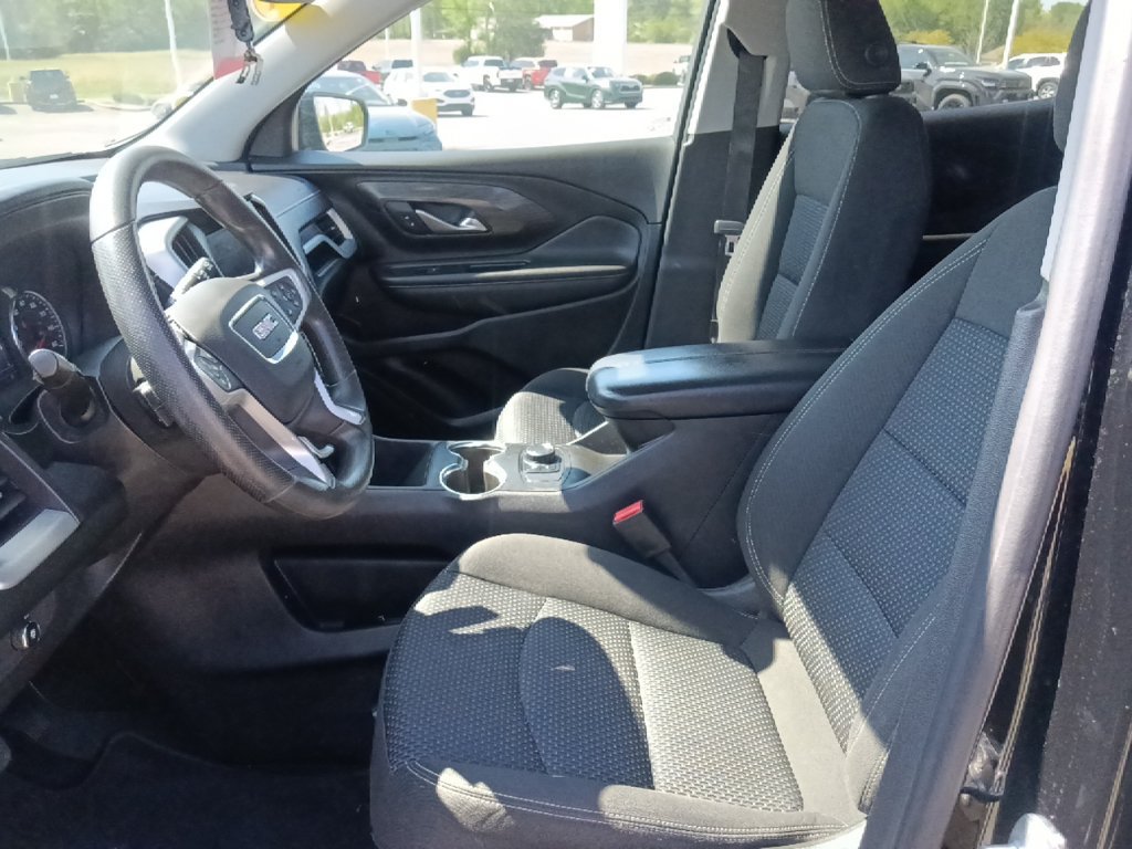 Used 2022 GMC Terrain SLE w/ Elevation Edition FWD image 15
