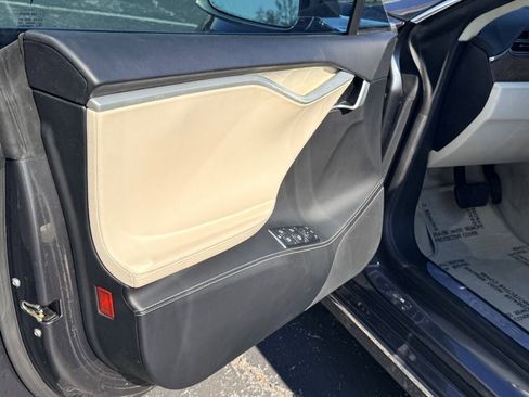 Used 2017 Tesla Model S 100D image 22