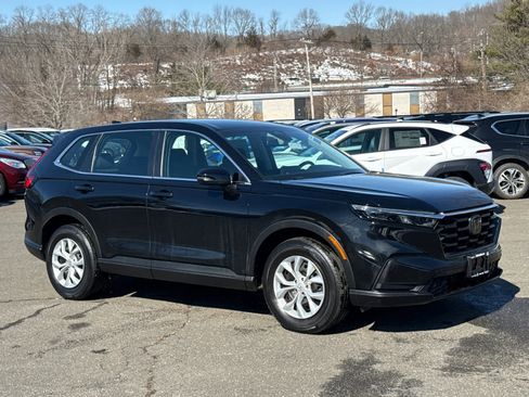 Used 2023 Honda CR-V LX image 1