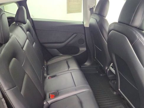Used 2023 Tesla Model Y Long Range AWD/4WD image 26