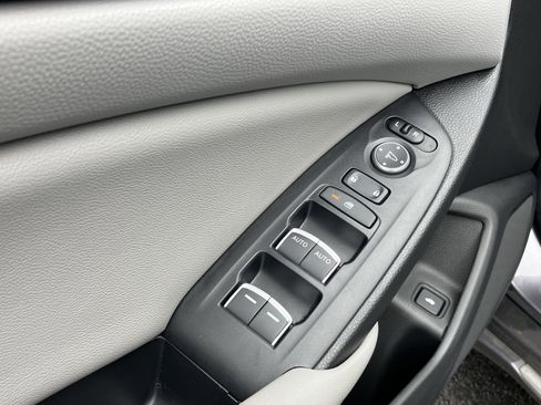 Used 2020 Honda Accord EX image 15