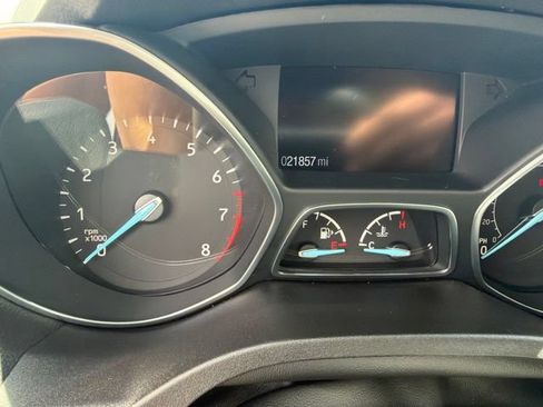Used 2019 Ford Escape Titanium AWD/4WD image 13